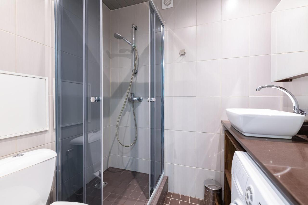 Cozy Stylish Studio Apartment With Free Parking By Centralapartments Talin Exterior foto
